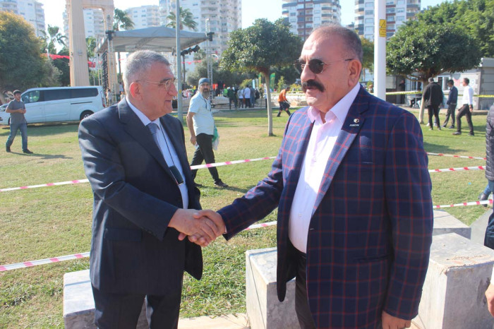 8. MERSİN ULUSLARARASI NARENCİYE FESYİVALİ BAŞLADI