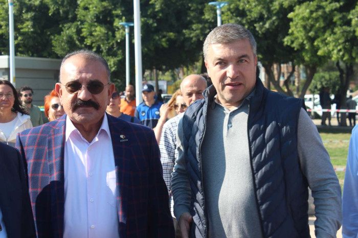 8. MERSİN ULUSLARARASI NARENCİYE FESYİVALİ BAŞLADI