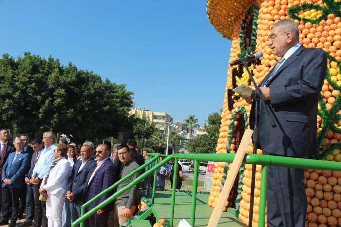 8. MERSİN ULUSLARARASI NARENCİYE FESYİVALİ BAŞLADI