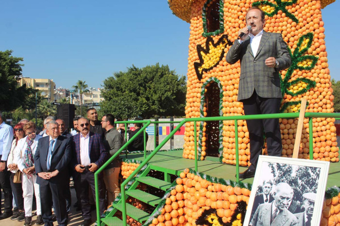 8. MERSİN ULUSLARARASI NARENCİYE FESYİVALİ BAŞLADI