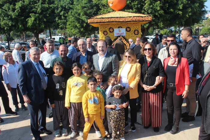 8. MERSİN ULUSLARARASI NARENCİYE FESYİVALİ BAŞLADI
