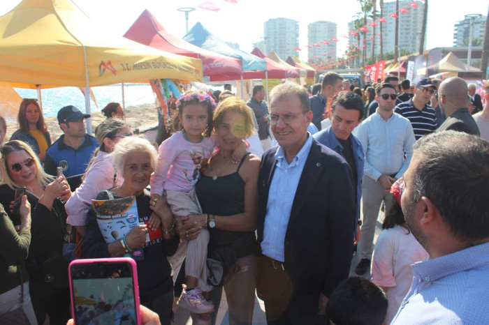 8. MERSİN ULUSLARARASI NARENCİYE FESYİVALİ BAŞLADI