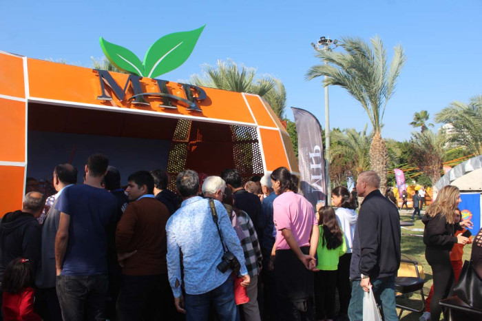 8. MERSİN ULUSLARARASI NARENCİYE FESYİVALİ BAŞLADI