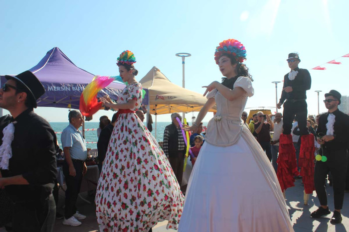 8. MERSİN ULUSLARARASI NARENCİYE FESYİVALİ BAŞLADI