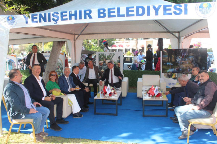 8. MERSİN ULUSLARARASI NARENCİYE FESYİVALİ BAŞLADI