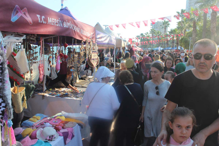 8. MERSİN ULUSLARARASI NARENCİYE FESYİVALİ BAŞLADI