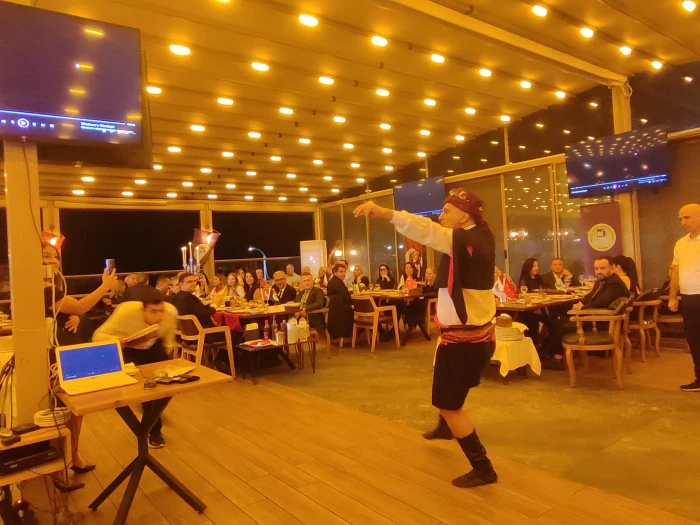 Mersin SMMMO'nun Cumhuriyet Balosunda Coşkulu Kutlama