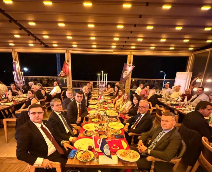 Mersin SMMMO'nun Cumhuriyet Balosunda Coşkulu Kutlama