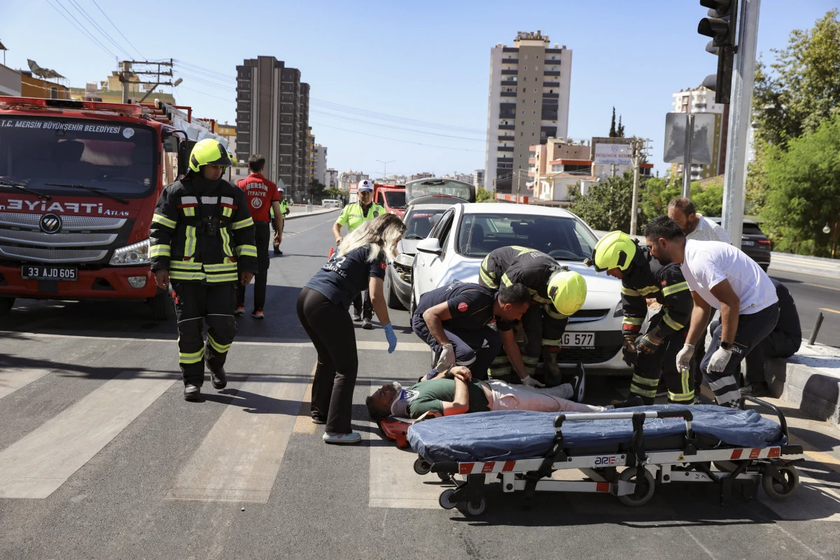 Büyükşehir Ekipleri Trafik Güvenliği İçin Sahadaydı