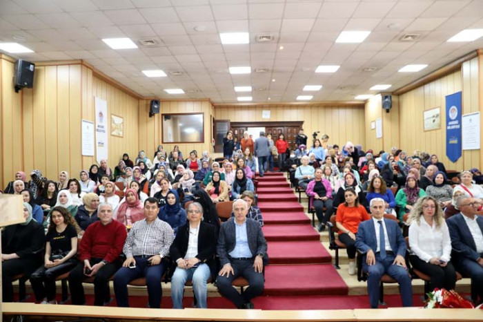 Akdeniz Belediyesi'nden kansere karşı bilinçlendirme semineri 