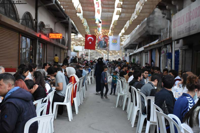 Tarsus Belediyesi Ramazan Ayı Boyunca 175 Bin Kişiye Ulaştı