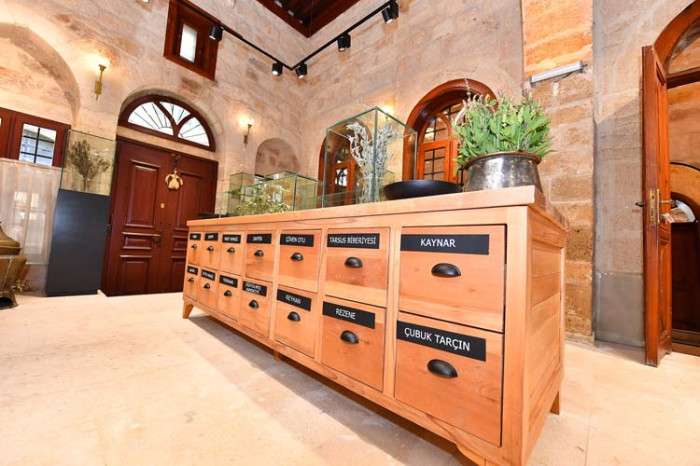 Yıkılan Hatay Gastronomi Evi, Mersin'de Hayat Buldu