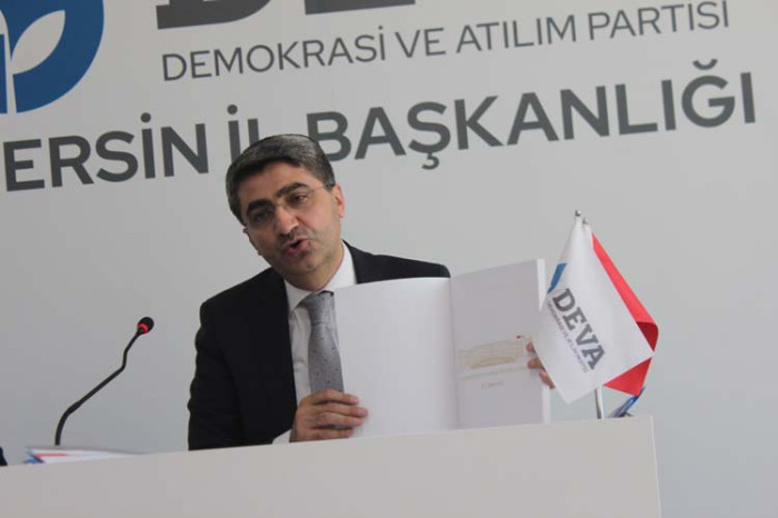 Mehmet Emin Ekmen: ‘Büyük bir özveriyle oldukça iddialı bir kampanya yapacağız.’ 