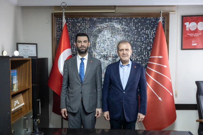 Başkan Seçer’den Akdeniz Ve Yenişehir İlçe Başkanlıkları’na Ziyaret