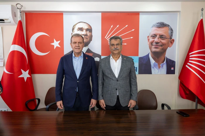 Başkan Seçer’den Akdeniz Ve Yenişehir İlçe Başkanlıkları’na Ziyaret