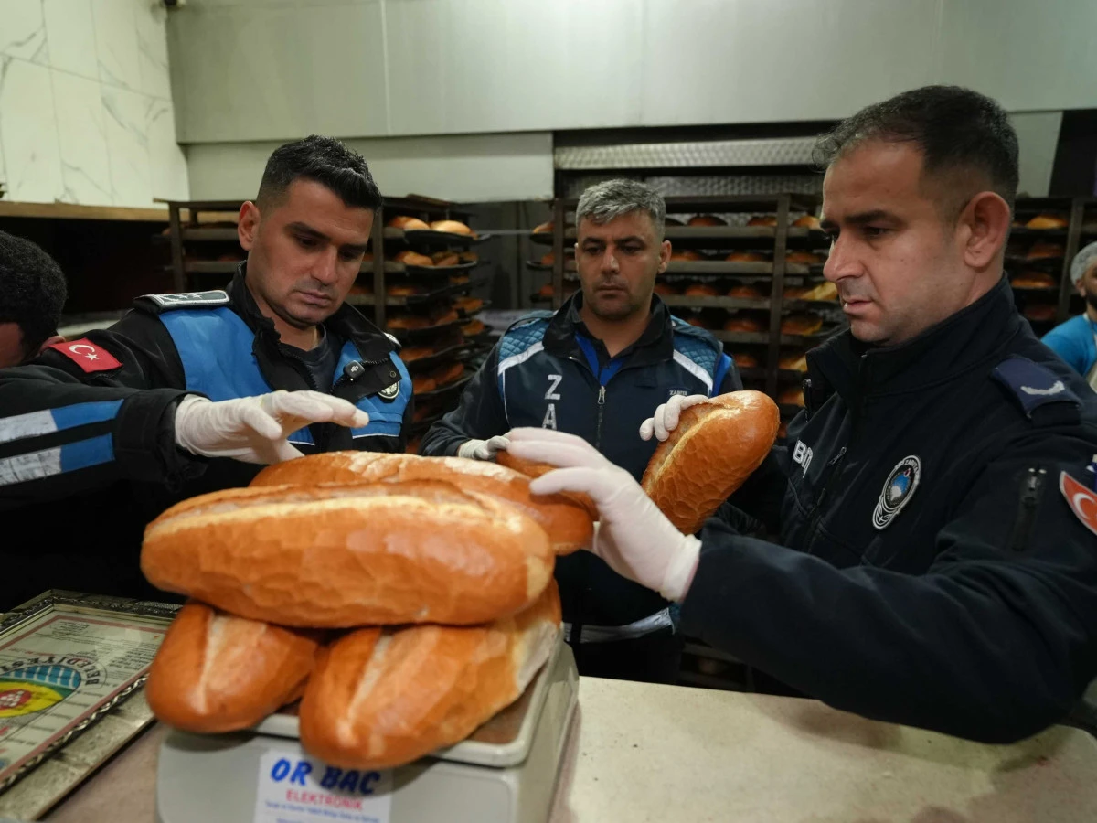 Ramazan&rsquo;da Gıda G&uuml;venliği Seferberliği: Tarsus&rsquo;ta Fırınlara Sıkı Denetim