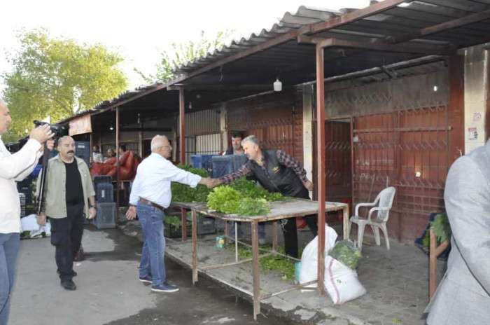 Kocamaz Sebze Ve Meyve Halini Ziyaret Etti, Esnafı Dinledi