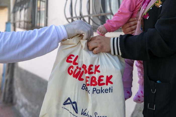 ‘El Bebek Gül Bebek’ Projesinde Dağıtılan Paket Sayısı 25 Bine Ulaştı