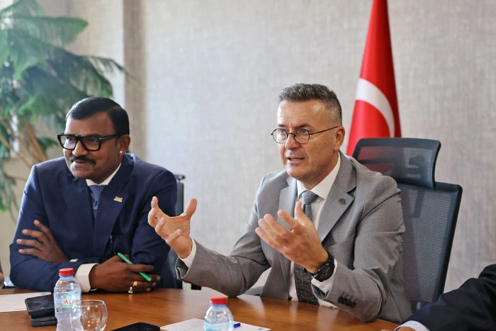 Çakır 'Limanda uygulanan yüksek tarifeler ülke ticaretini olumsuz etkiliyor'