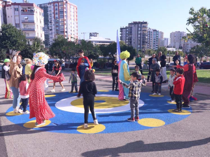 Yenişehir'de ‘Çocuk Oyun Sokağı’ açılışı gerçekleşti.  